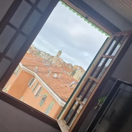 Casa Eugenia 公寓 *